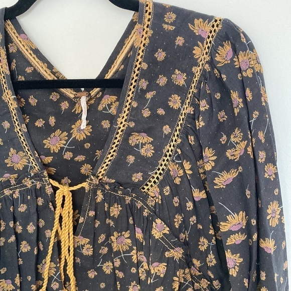 Free People Never A Dull Moment Floral Blouse - Picture 4 of 7